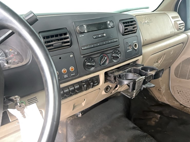 2006-ford-f350-image-14