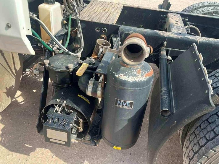 international-prostar-image-6