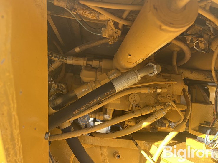 2007-caterpillar-140h-vhp-plus-image-13