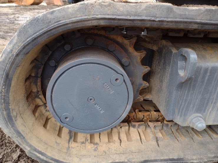 new-holland-ec25-image-36