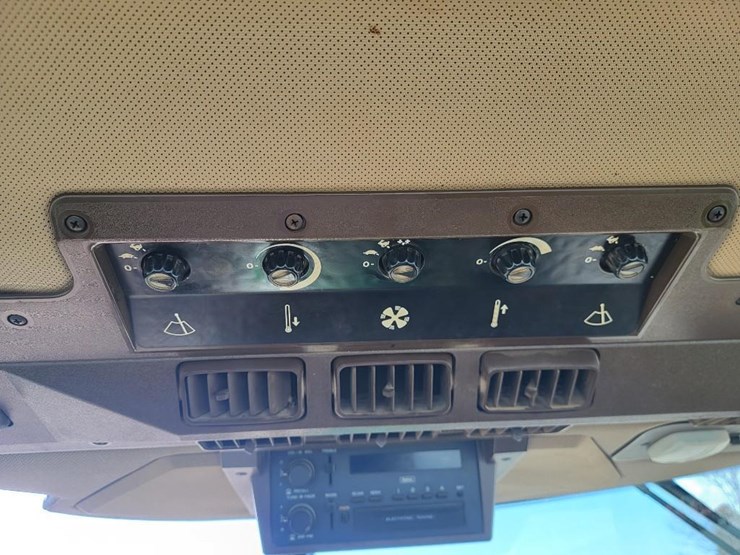 john-deere-4455-image-70