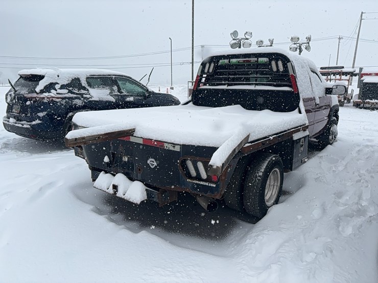 2004-gmc-sierra-1500-image-3