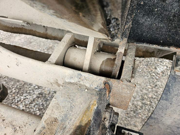 freightliner-columbia-120-image-49