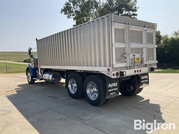 kenworth-w900-image-7