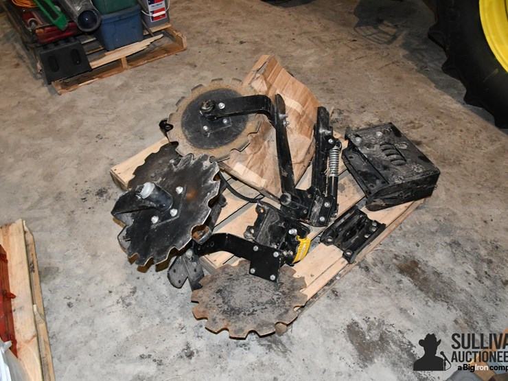 pallet-of-farm-support-image-7