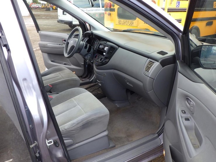 2005-mazda-mpv-image-6