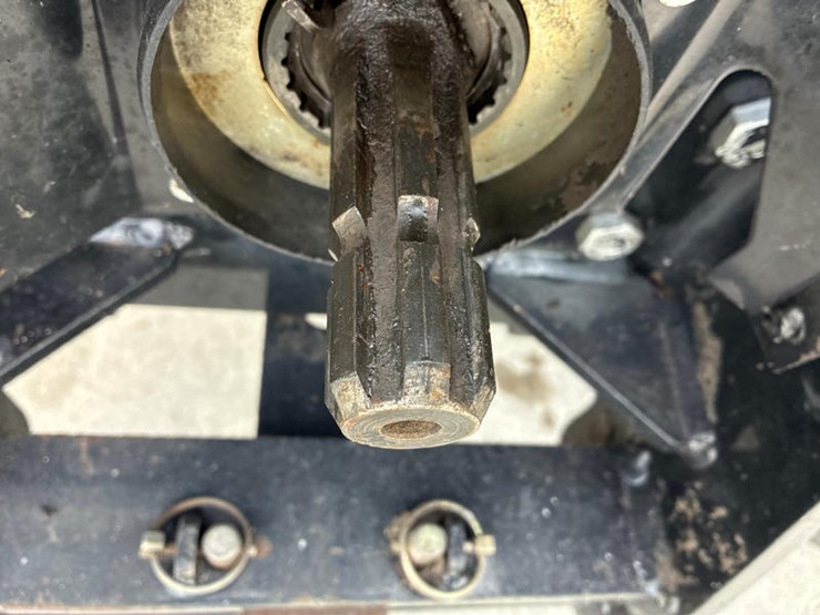 case-ih-mxu130-image-31