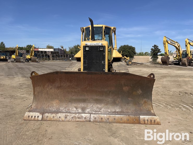 caterpillar-d6n-xl-image-2