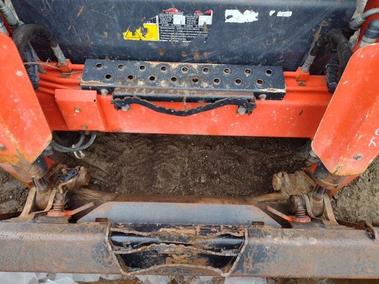 kubota-svl97-2-image-14