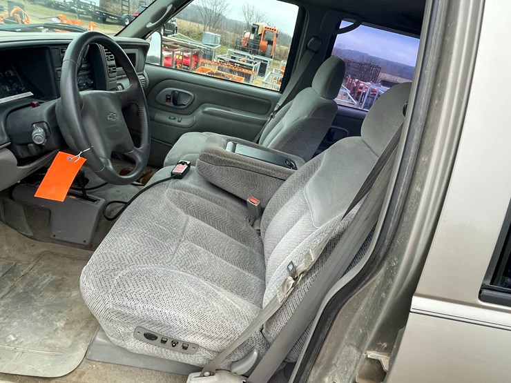 chevrolet-3500-image-38