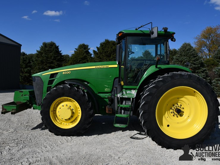 john-deere-8330-image-8