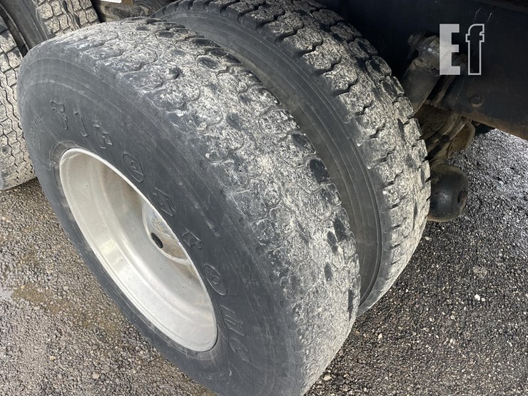 2006-sterling-l8500-image-32