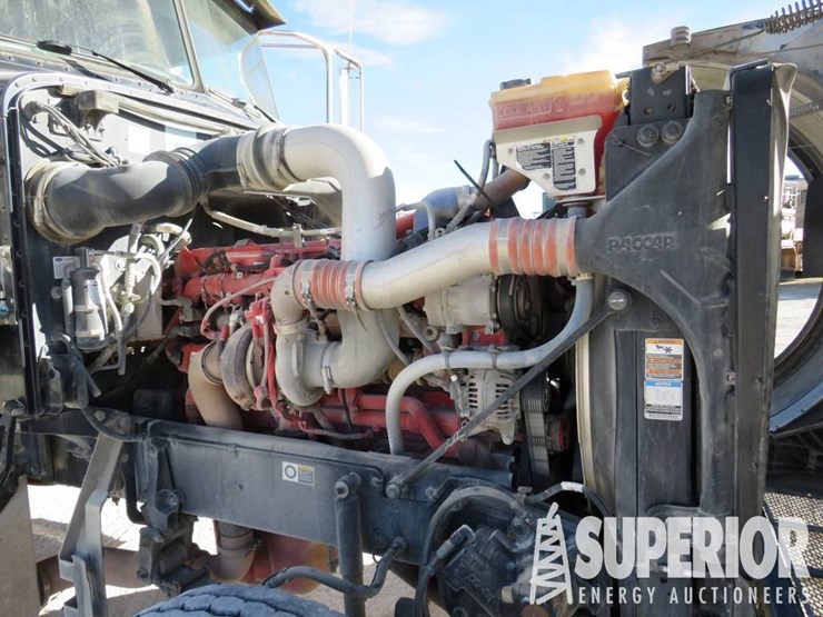 2014-peterbilt-388-image-6