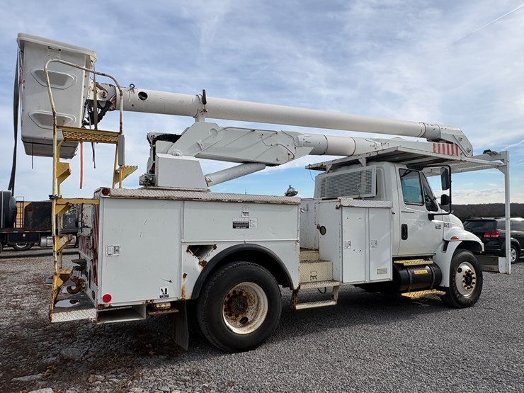 international-durastar-4300-image-4