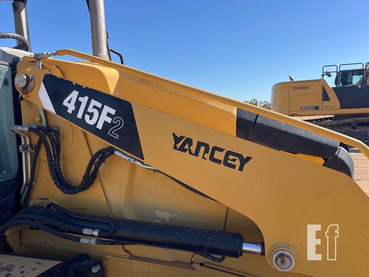 2016-caterpillar-415f2-image-21