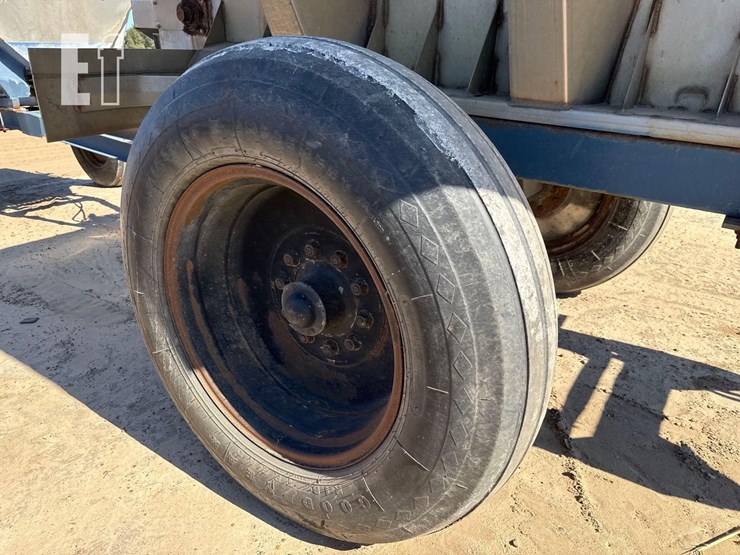 1992-dfi-pull-spreader-image-9