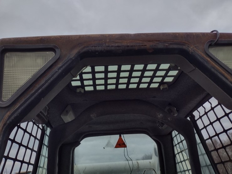 bobcat-t300-image-13