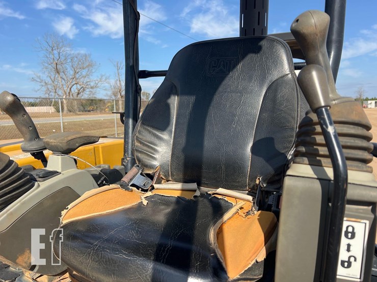 caterpillar-305e2-cr-image-27