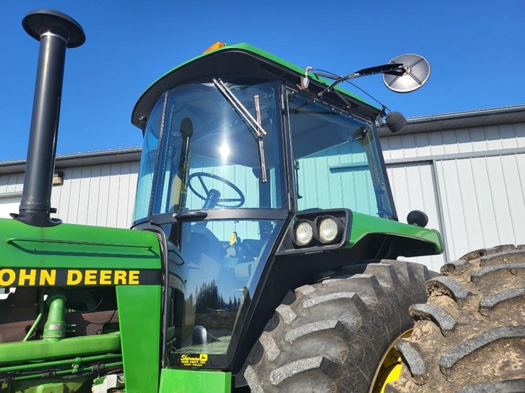 john-deere-4455-image-56