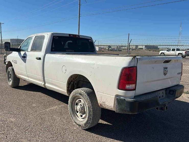 2018-dodge-ram-2500-image-4