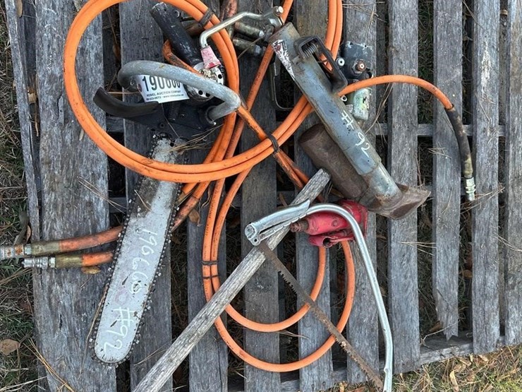 hyd-power-chainsaw-&-wrench-92-image-1