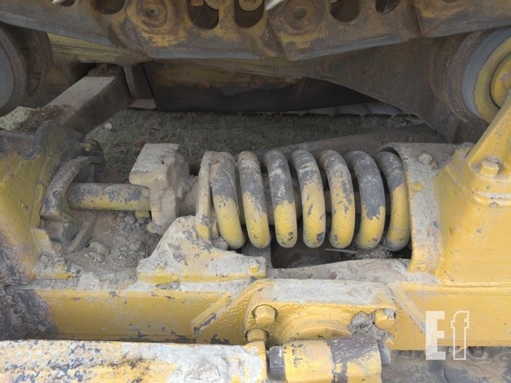 caterpillar-d6d-image-12