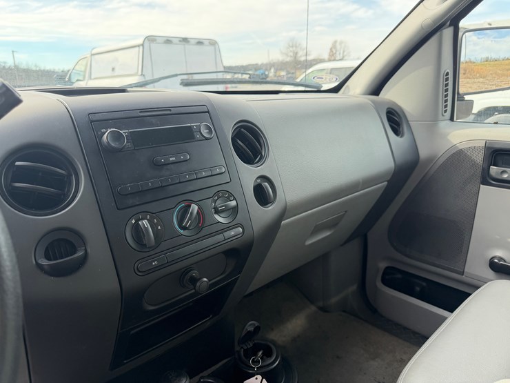 ford-f150-xl-image-16