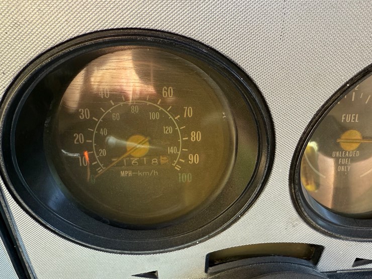 chevrolet-cheyenne-10-image-25