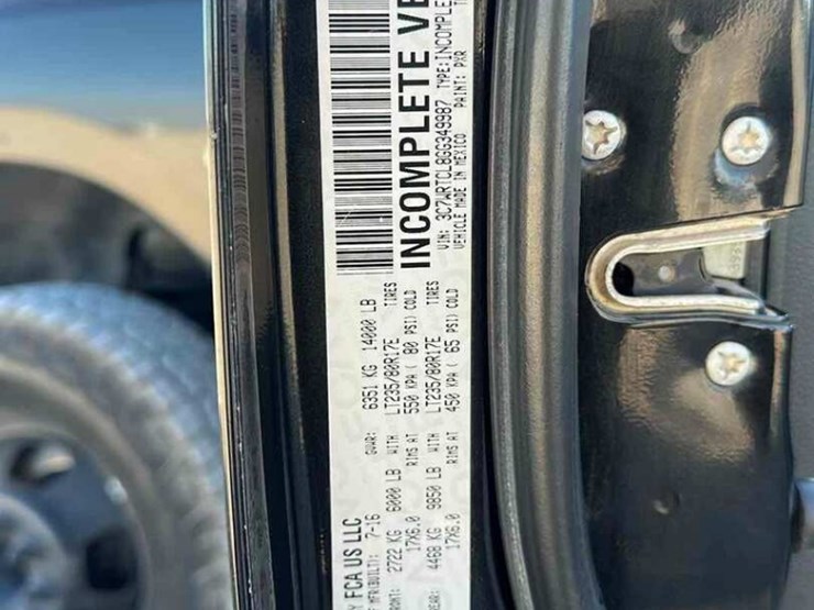 dodge-ram-3500-image-11