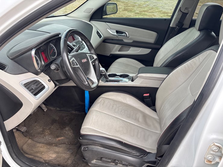 gmc-terrain-slt-image-7