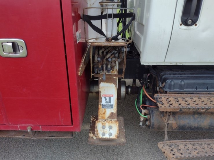 international-durastar-4300-image-36