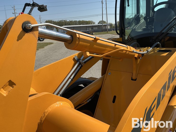 2024-venieri-5.63c-wheel-loader-image-16