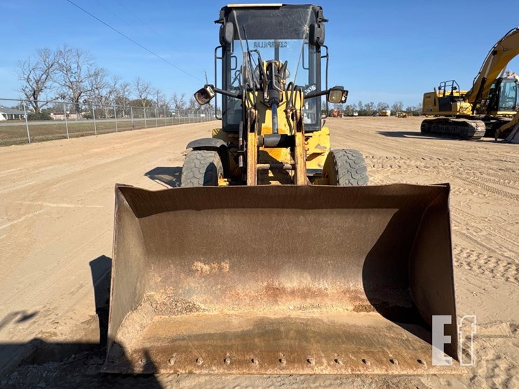 caterpillar-906-image-7