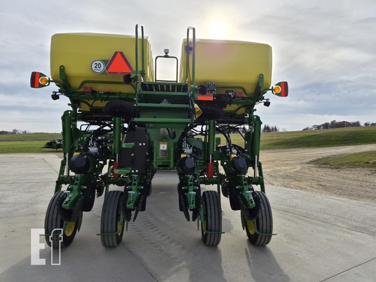 john-deere-1775-image-9