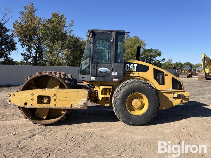 caterpillar-cs56-image-8