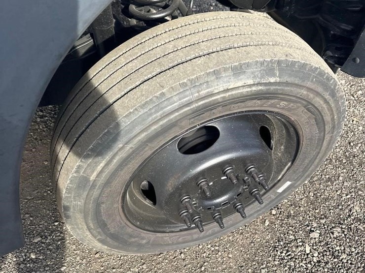 ford-f550-xl-image-7