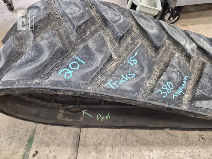 tracks-18-in-image-3