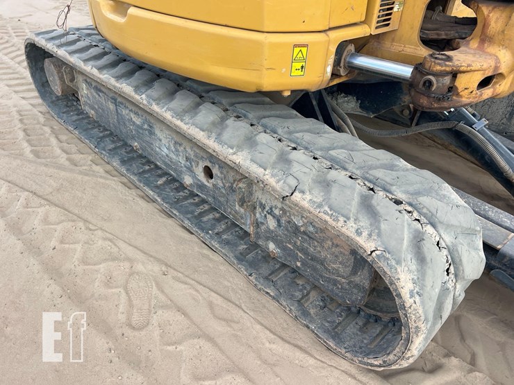 2017-caterpillar-305e2-cr-image-16