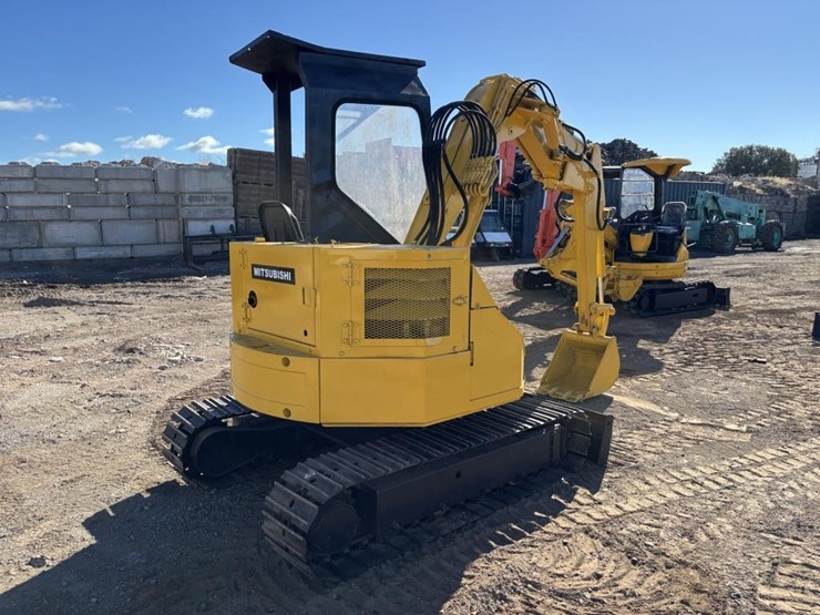 mitsubishi-mxr35-image-3