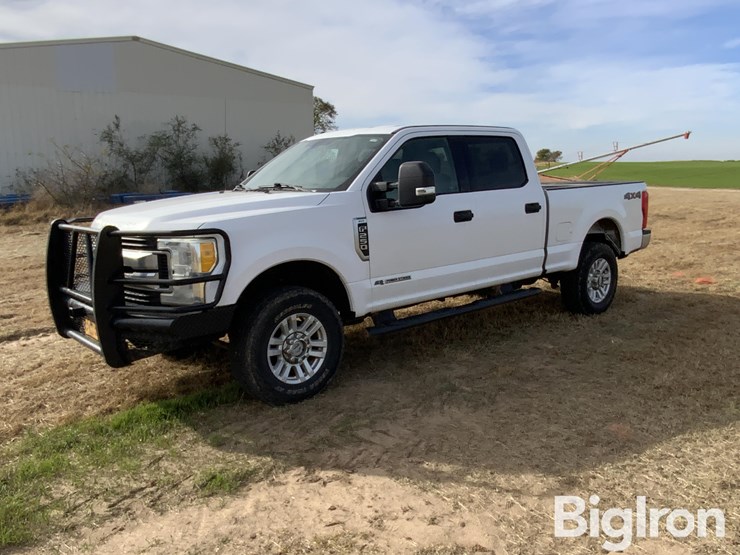 2017-ford-f250-image-1