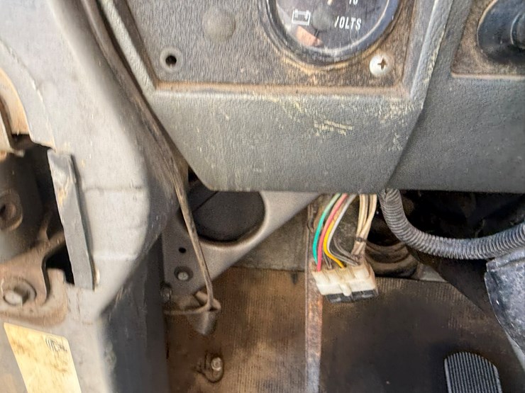 mack-r686st-image-117