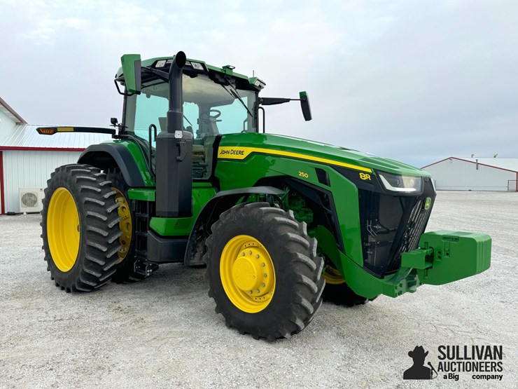 john-deere-8r-250-image-3
