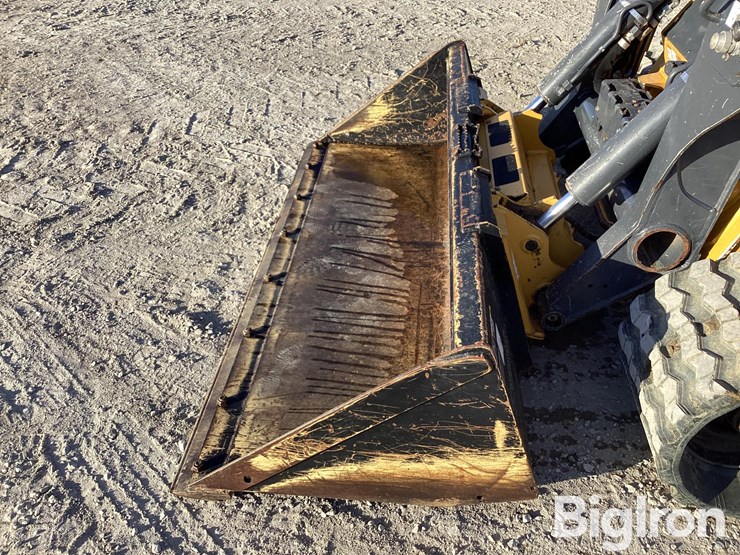 2018-deere-333g-image-14