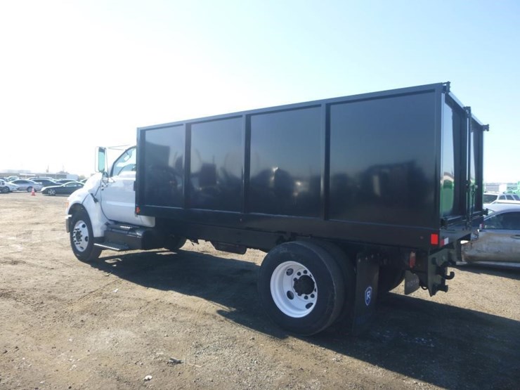 2013-ford-f650-image-4