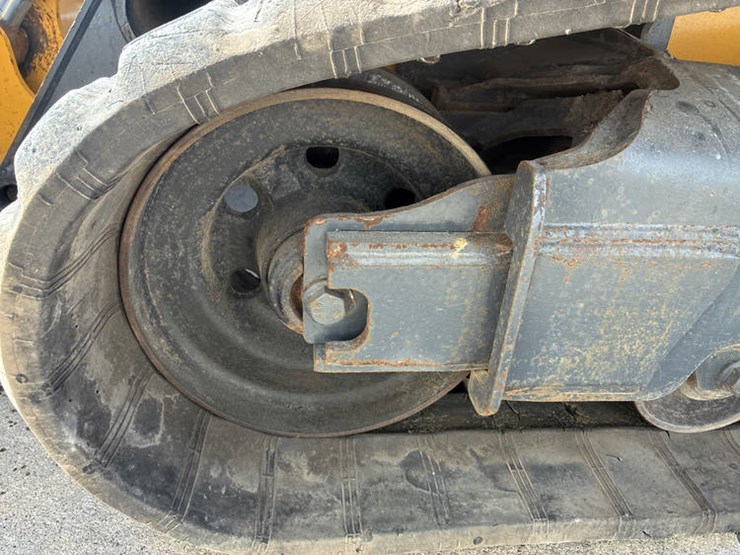 #121739-•-2022-jd-333g-#1t0333gkknf425847-image-25