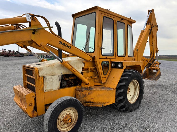 case-ih-3400-image-2
