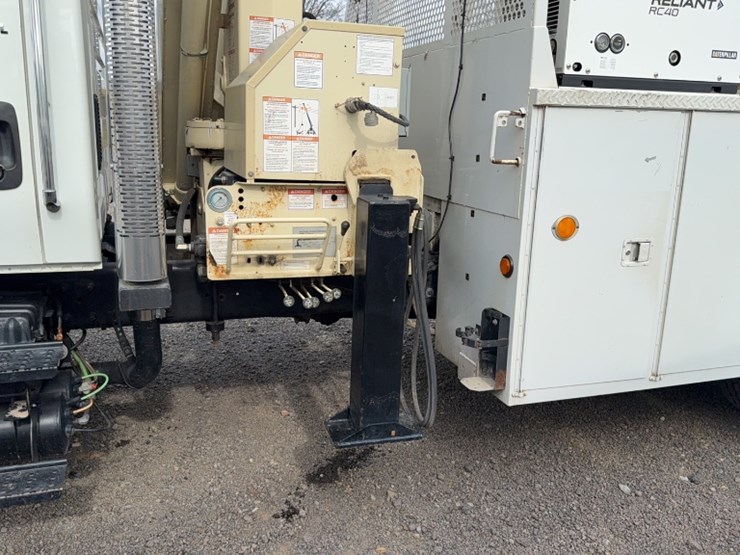 international-durastar-4400-image-15