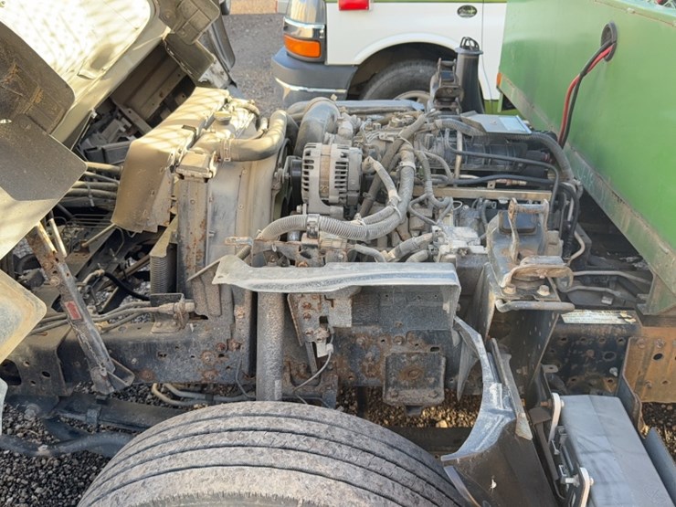 isuzu-npr-hd-image-16