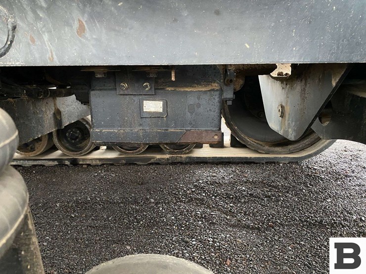 1994-challenger-75c-image-46