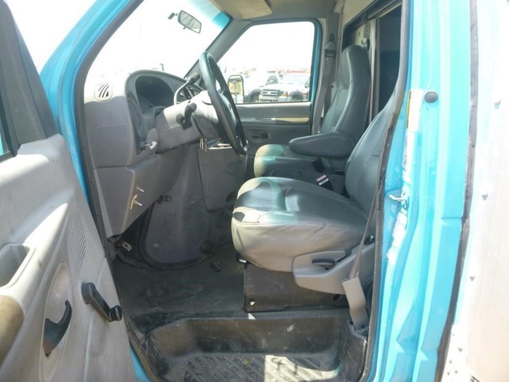1998-ford-e350-image-12
